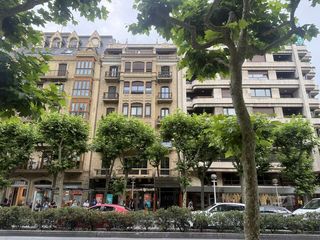 Pis a Área Romántica. Exclusivo piso reformado en el corazón de san sebastián.