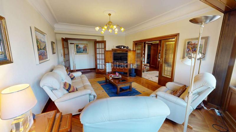 Foto 04a61a1f-35c3-4b49-92c4-0c5b373c0480. Appartement avec chauffage dans Área Romántica Donostia - San Sebastián