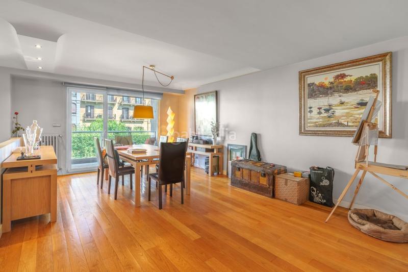 Foto 02952cbc-ef28-496f-a686-98ae49a9623b. Etagenwohnung mit heizung in Área Romántica Donostia - San Sebastián