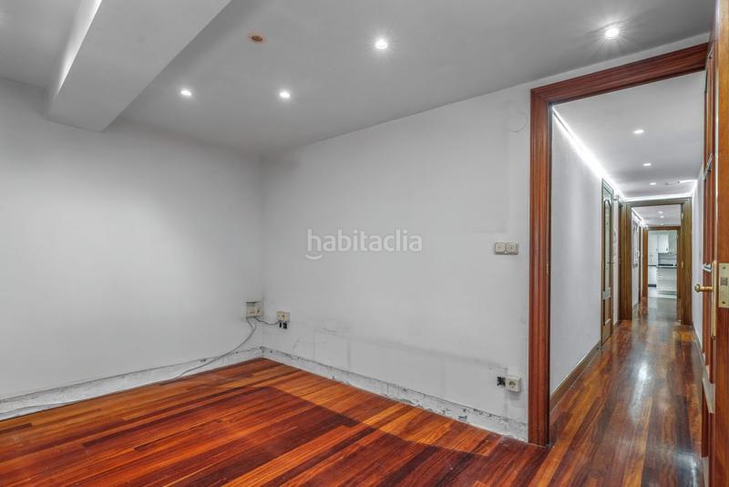 Foto a3d65362-e1da-4e0f-919b-215745e58b00. Piso  en Parte Vieja, junto al boulevard. en Parte Vieja Donostia - San Sebastián
