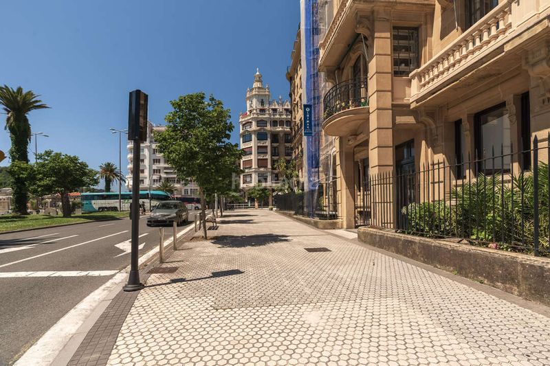 Foto a4193ed2-e017-4cbd-9ab3-85e54fd1f591. Etagenwohnung mit parking in Egia Donostia - San Sebastián