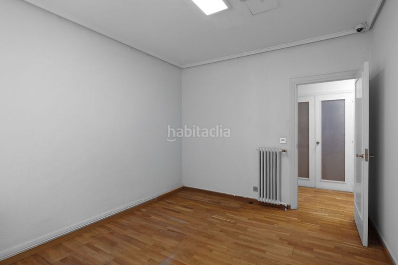 Foto cdb9034c-8755-49ec-9007-384bf57f20c8. Etagenwohnung mit parking in Egia Donostia - San Sebastián