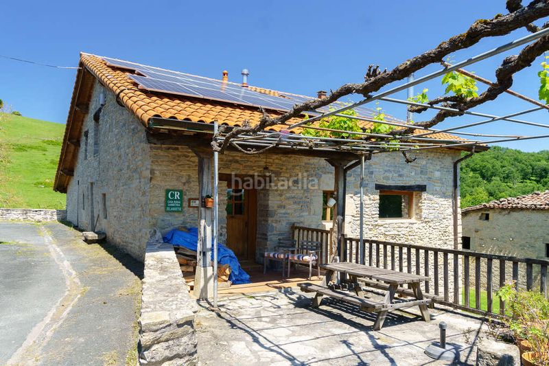 Foto b8768e03-2e7b-4c85-92e2-ae038fcfb56e. Casa amb calefacció aparcament a Ayala / Aiara