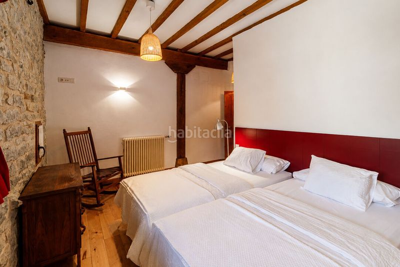 Foto d7d5725b-1cf4-4882-8910-f60ea141d089. Casa amb calefacció aparcament a Ayala / Aiara