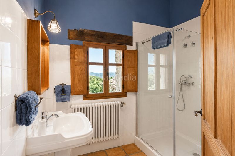 Foto dd4c0a53-d333-4165-ae44-78db8c2a4287. Casa amb calefacció aparcament a Ayala / Aiara