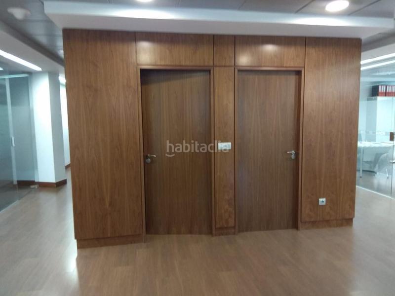 Foto 8f5fe08a-e847-4967-80e6-f9f3afd1b96a. Ufficio in Derio