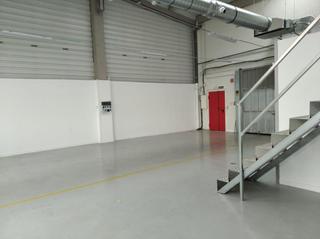 Rent Office space in Urbi. Se alquila oficina en el polígono de artunduaga en basauri, 6 me