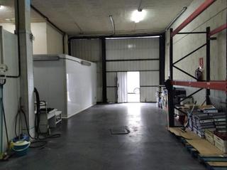 Nau industrial a Etxebarri, Anteiglesia de San Esteban. Se vende o se alquila pabellón de 430 m2 en el polígono lezama l