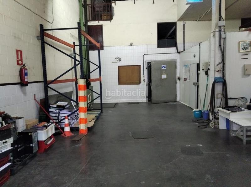 Foto dd7a08be-414a-4298-ab91-5b0fcd453b0c. Industrial building in Etxebarri, Anteiglesia de San Esteban