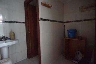 Local commercial à Arrigorriaga. Se vende y se alquila local de 42.78 m2 utiules en buena zona de