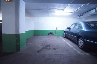 Parking coche en San Miguel. Se vende parcela de garaje abierta para coche grande en la zona