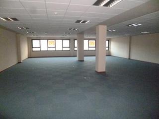 Rent Office space in Derio. Se alquilan oficinas de 200 metros cuadrados a estrenar en el ed