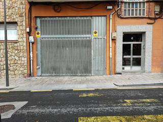 Parking coche en Kalero-Basozelai. Se vende parcela de garaje en la zona del ayuntamiento , que sir