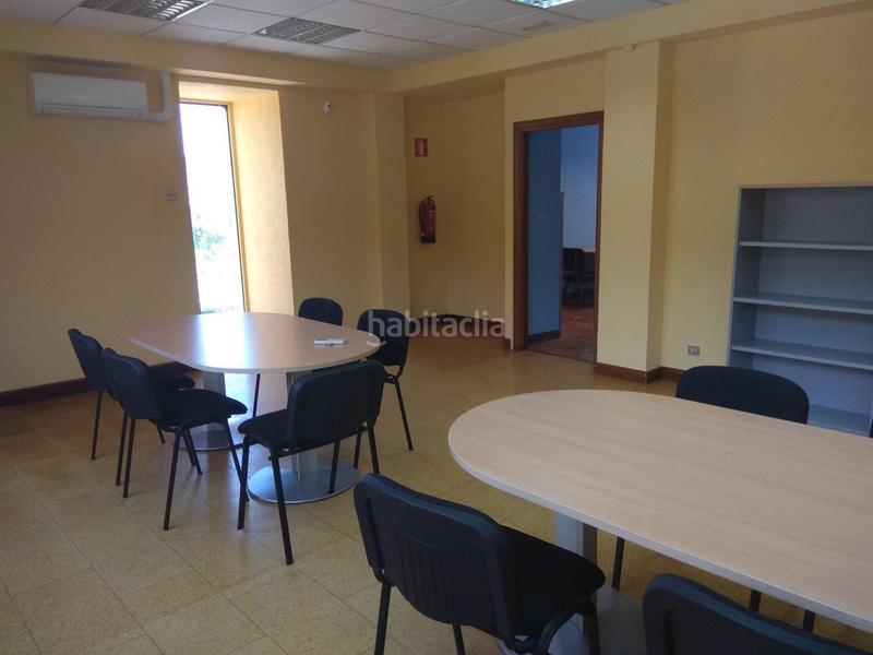 Foto 71607b72-7ebf-4295-8749-1ea9407e6c3a. Miete büro in San Miguel Basauri
