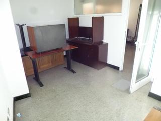 Rent Office space in Bolueta. Se alquila oficinas en bolueta, segunda planta de 350m opcional