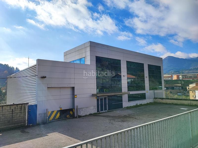 Foto bbea41b8-8b40-418b-99d1-1668cbfc7f9e. Bâtiment à usage industriel dans Arrankudiaga