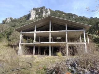 Casa a Dima. Se vende chalet bifamiliar en dima