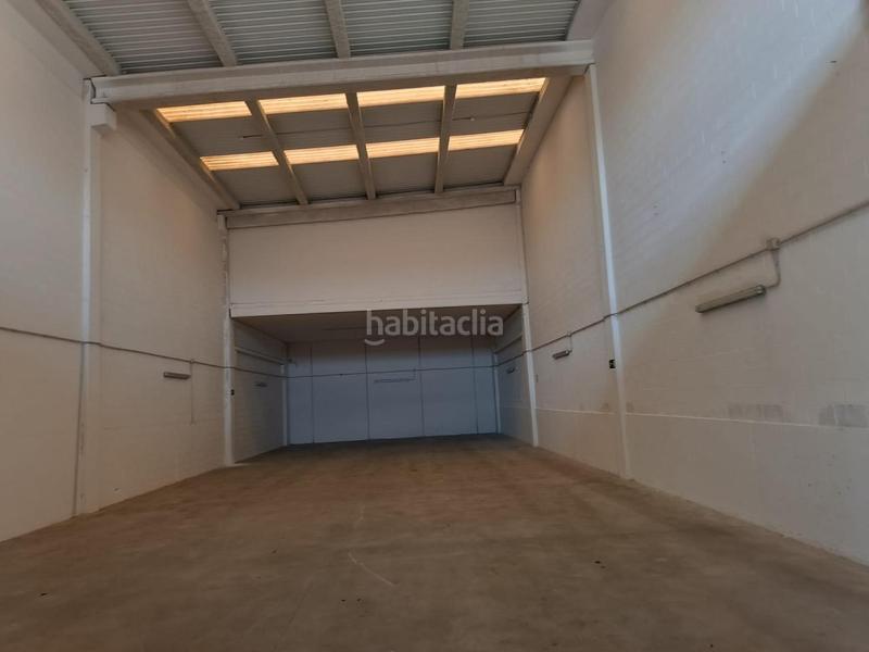 Foto bc9d459d-660e-4c98-bef0-6543981b37ab. Rent industrial building in Derio