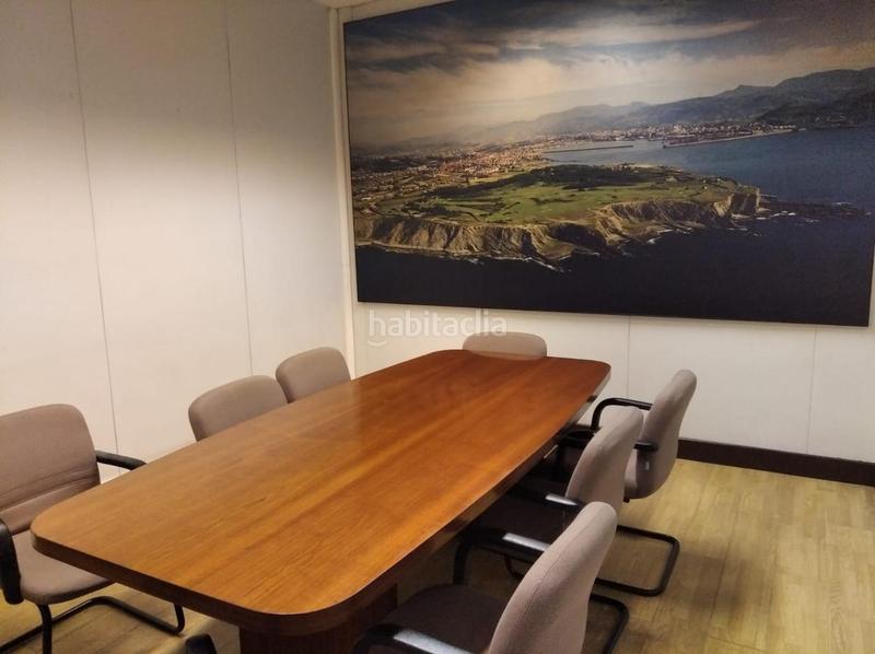 Foto 31560d76-66f2-4a45-8939-5dea2a4a6a24. Bâtiment à usage industriel dans Derio