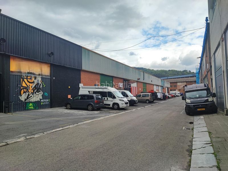 Foto 8b5fa1b5-85b8-4610-9747-e34fbce8c5cf. Location bâtiment à usage industriel dans Pozokoetxe Basauri