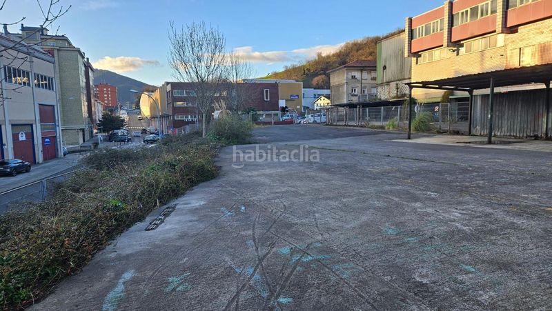 Foto b3418167-7a75-4a1d-b600-6386613654bf. Lloguer nau industrial a San Miguel Basauri