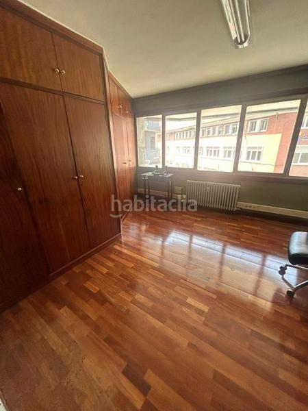 Foto 3e216f90-1524-4ceb-9d1d-5c3fbd2b6c73. Miete büro mit heizung in Centro-Ariz-Uribarri Basauri