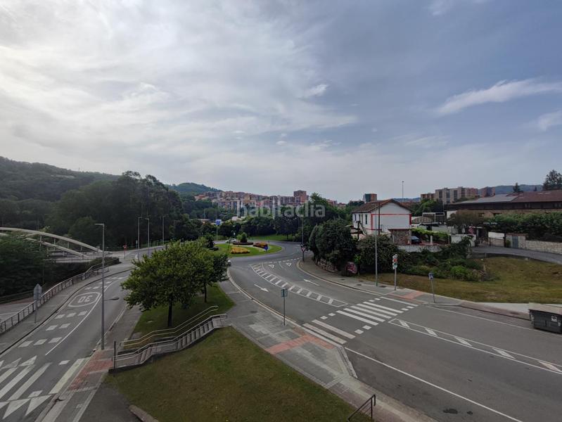 Foto 709195d0-f245-4ac3-b09a-e9ff6a07d167. Lloguer oficina a artunduaga kalea 2 a Urbi Basauri