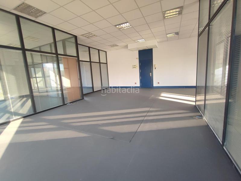 Foto aead116a-cae4-4caa-a121-263c91bd1a8d. Rent office space in artunduaga kalea 2 in Urbi Basauri