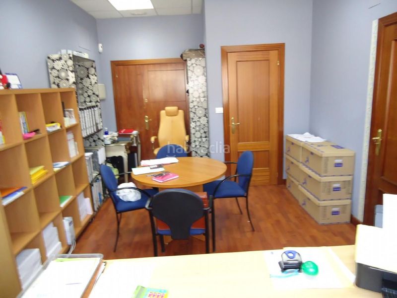 Foto 4a2ba866-d4d5-4fc6-90a3-3515661af7b0. Büro in Pozokoetxe Basauri