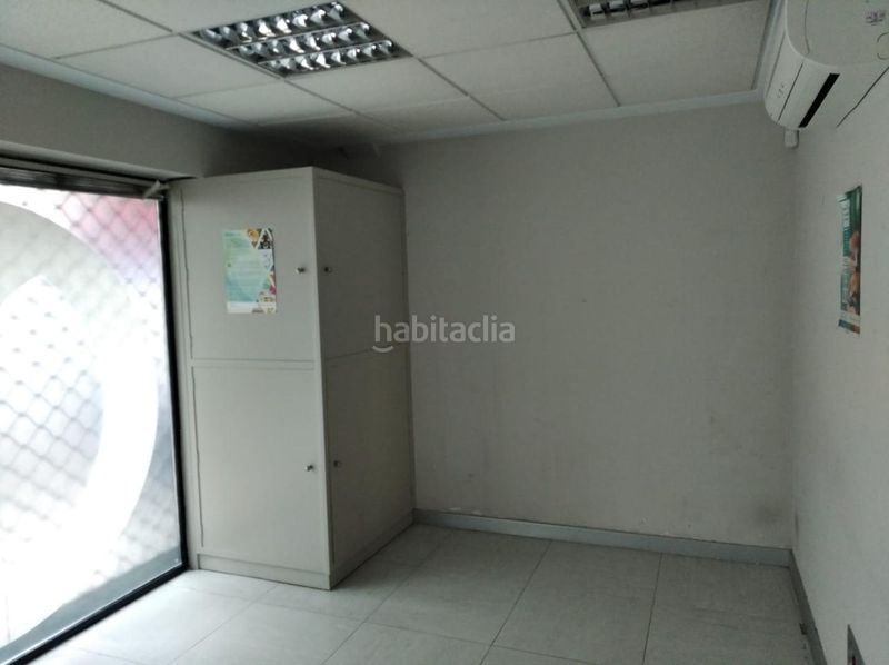 Foto 08fd0e75-8dc8-4389-ae23-cd8afeff22d3. Lloguer local comercial a Derio