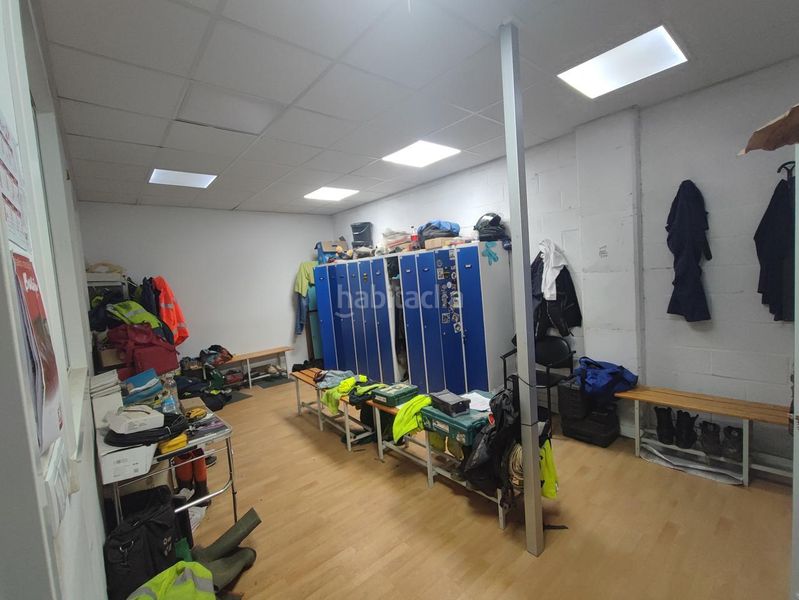 Foto 011dbe97-6b03-421b-bd41-f117b3864417. Location bâtiment à usage industriel dans Urbi Basauri