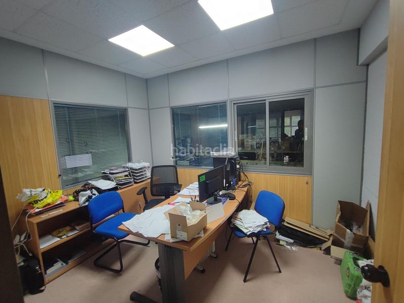 Foto 629ae954-c4b0-4eb6-b9ca-158d70fe5bb2. Location bâtiment à usage industriel dans Urbi Basauri