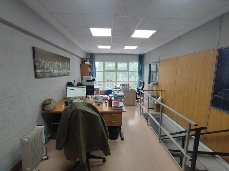 Foto 6fef7fd5-433e-4ffe-9a42-bbab7a27036e. Location bâtiment à usage industriel dans Urbi Basauri