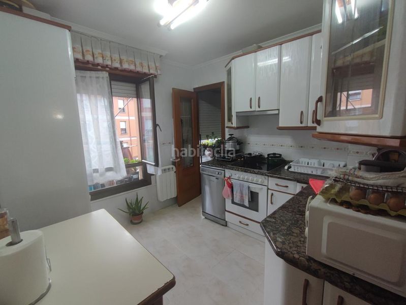 Foto 70a61454-7c18-4d45-93f9-d704c48a90bb. Pis a Kalero-Basozelai Basauri