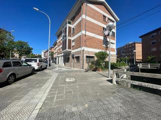 Local Comercial a Sopelana. Local comercial, anteriormente bar, sin licencia vigente.