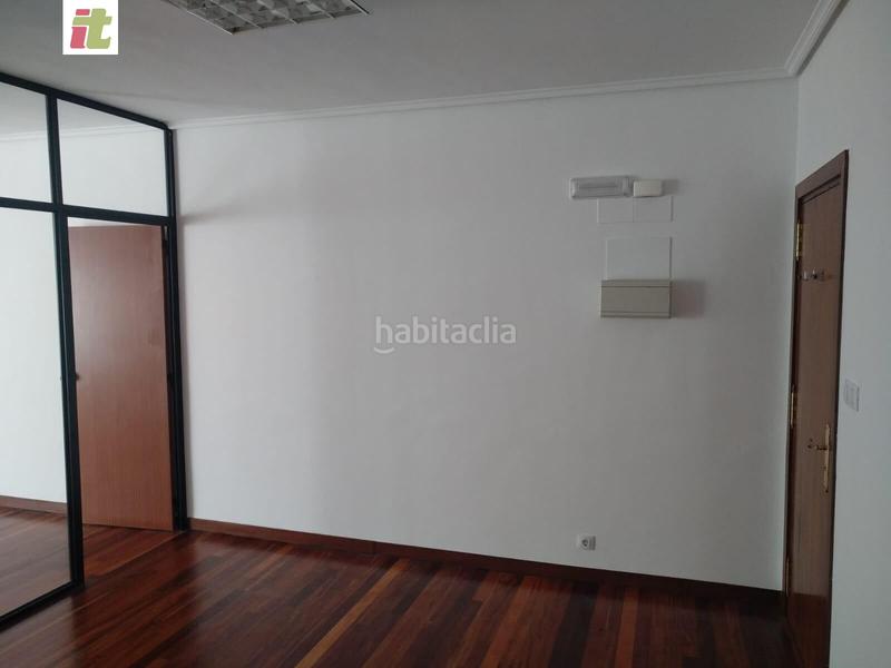 Foto a05821f4-4d05-4107-ab8e-7a44de1ee23f. Bureau avec chauffage dans Centro-Puerto Viejo Getxo