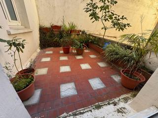 Pis a Centro-Puerto Viejo. Amplio piso, con muchas posibilidades.obra completa.