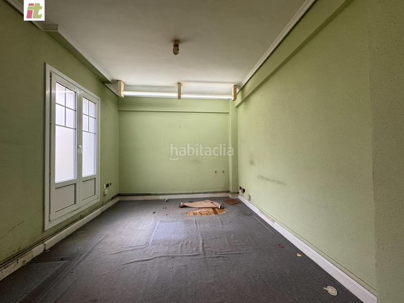 Foto 905e5d5c-6e18-4def-8943-d8c097199f86. Piso amplio piso, con muchas posibilidades.obra completa. en Getxo
