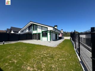 Maison jumelée à Sopela. Precioso adosado en sopela