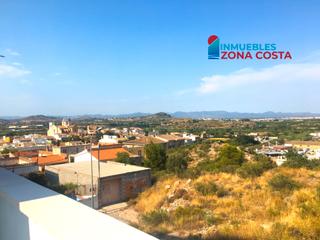 Maison jumelée à Vilamarxant. Adosado con vistas y estupendas terrazas