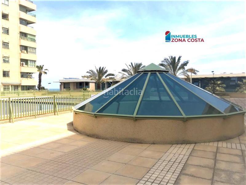 Foto cffdabdc-6018-4e78-b7be-403830cf3cc0. Apartamento  con vistas al mar en primera linea en Alboraya