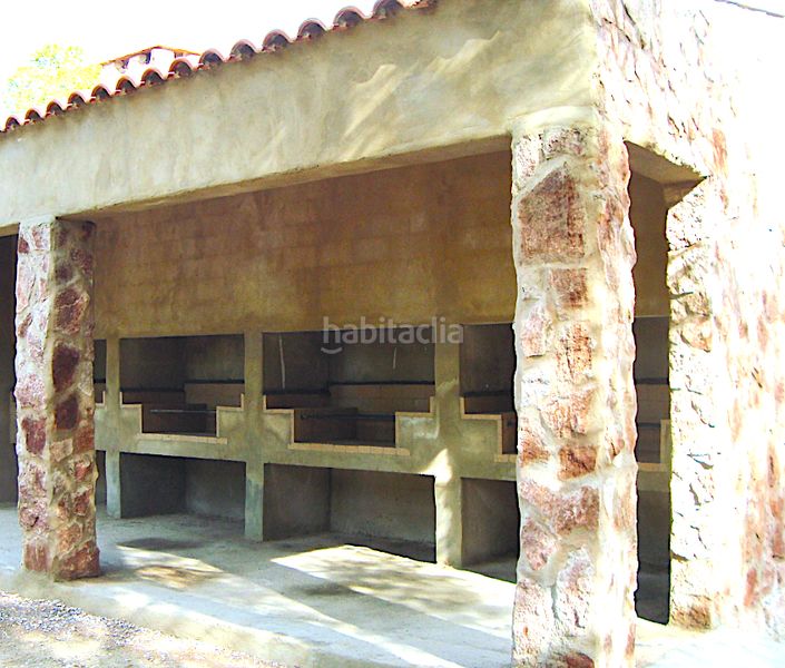 Foto 86bf0e58-ae28-437b-ae61-954633da165a. Masia amb xemeneia aparcament a Vilamarxant