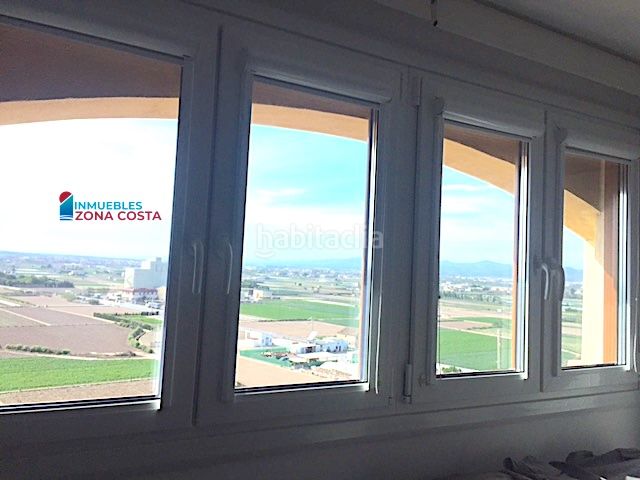 Foto 098f4caa-68f0-4ba6-b302-c70917f1a2c6. Apartament amb piscina a Port Saplaya Alboraya