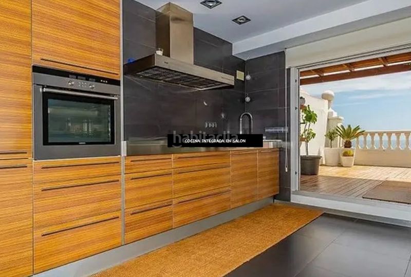 Foto 35f362e9-d950-47d3-9328-59c0ddb20352. Apartament amb piscina a Port Saplaya Alboraya