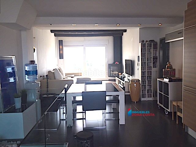 Foto 52ad08fa-58de-4218-b77a-2b51fdbfb373. Apartament amb piscina a Port Saplaya Alboraya