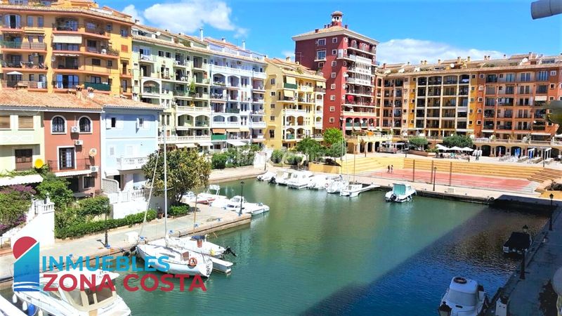 Foto 9c821ae2-09f6-435a-9733-b3d54f7b13e7. Apartament amb piscina a Port Saplaya Alboraya