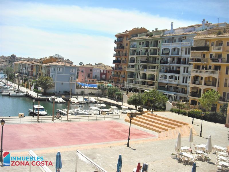 Foto abd3e2fc-cb43-42e7-94ef-cf791a808171. Apartament amb piscina a Port Saplaya Alboraya
