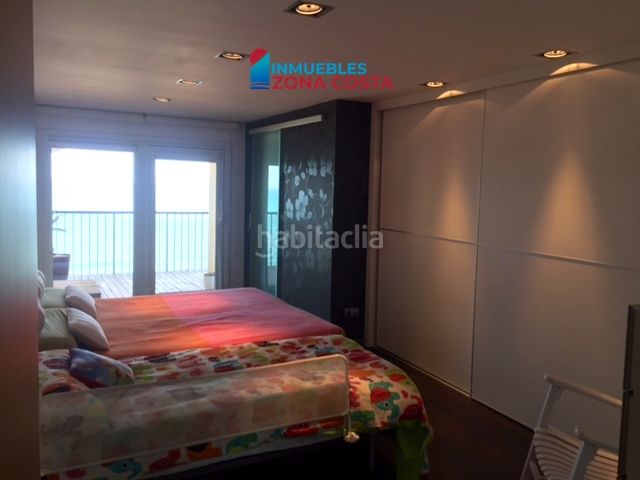 Foto c7ecfdc4-c7aa-4e17-b0d5-800a6ffb1b02. Apartament amb piscina a Port Saplaya Alboraya