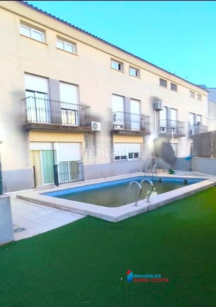 Foto ea60f8e9-0179-4c56-afe9-fc553b1a2331. Casa adossada amb calefacció aparcament piscina a Vilamarxant
