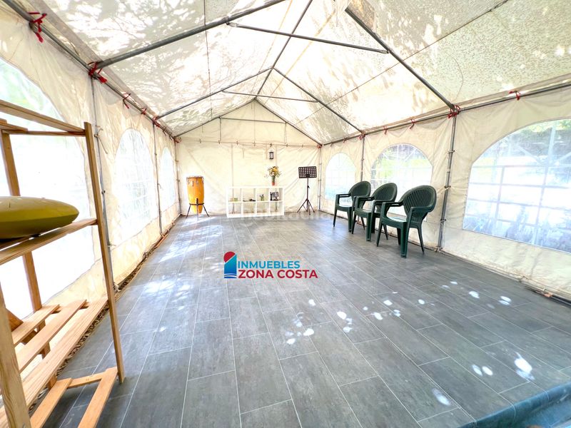 Foto fa974966-4f8b-4ebc-9083-881af640ead4. Masia amb xemeneia aparcament piscina a Vilamarxant